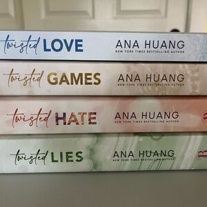 Twisted series by Ana Huang (4 book set)